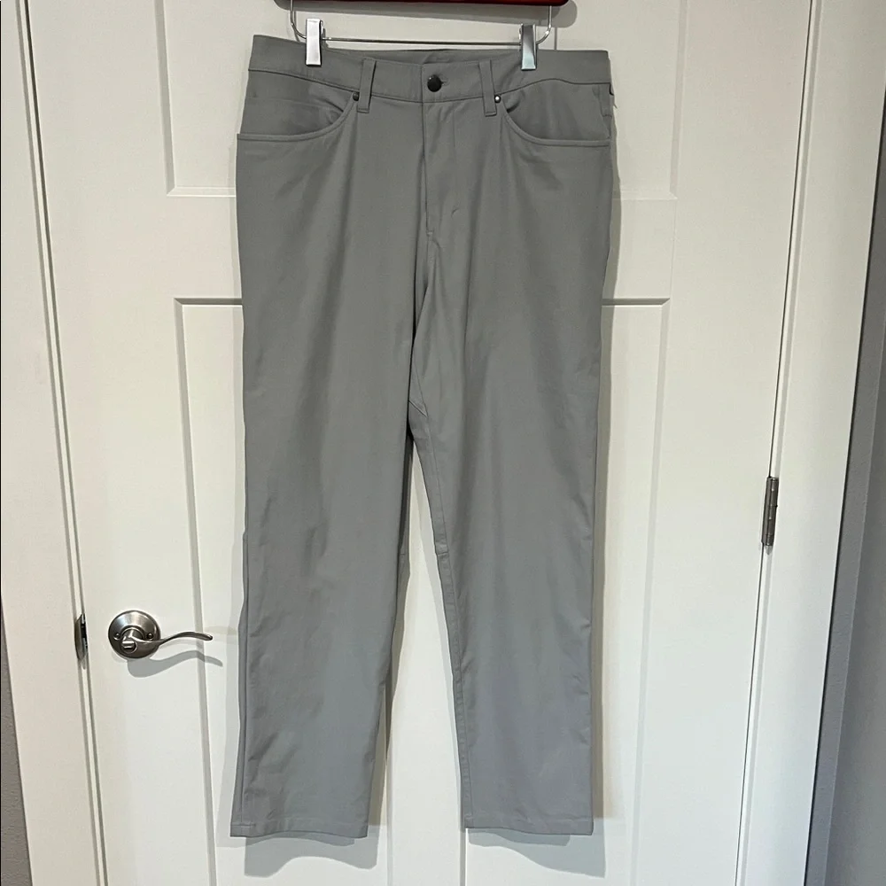 Lululemon ABC Slim Trousers Sz 32